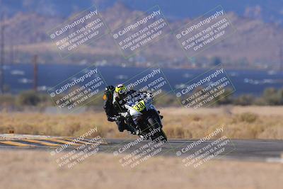 media/Dec-17-2023-CVMA (Sun) [[bf0c04832d]]/Race 2 Amateur Supersport Open/